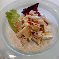 レストラン カスケード - ① チキンアップルセロリのサラダ