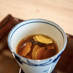 江戸前芝浜 - 江戸甘味噌の味噌汁（瓜）