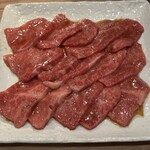 炭火焼肉じゃいあん - 