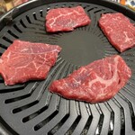 マンノ精肉店 - 牛