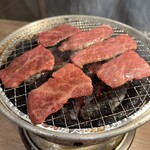 炭火焼肉じゃいあん - 