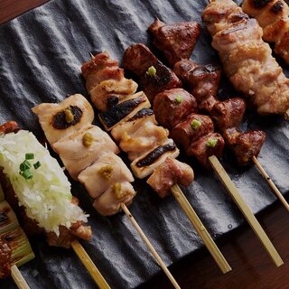 A special item! We offer great value yakitori and yakiton!