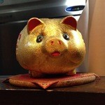 かつきち - 金運豚