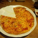 煙人 - うす焼きピザ