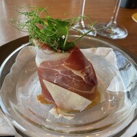 ザ タヴァン グリル＆ラウンジ - 