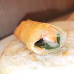 炭火とワインと純米酒 King Momo - 揚げ物　海老とチーズの春巻き