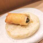 炭火とワインと純米酒 King Momo - 揚げ物　海老とチーズの春巻き
