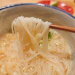 炭火とワインと純米酒 King Momo - 〆にピッタリな生姜が効いた梅にゅうめん