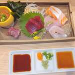 炭火とワインと純米酒 King Momo - お造り人気盛り