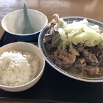 かね食堂 - 凄い！その名も骨汁
