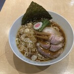 中華そば 結。 - 醤油ラーメン(930円)