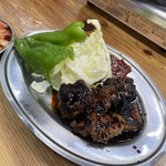 スタミナ料理・もつ焼き いな屋 - 