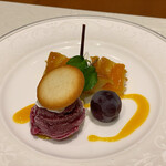 三好楼 - アプリコットパイと葡萄のシャーベット