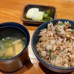 三好楼 - ガーリックライス