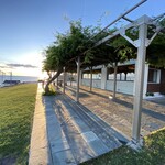 三好楼 - カウンター席外のテラス