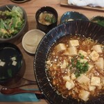 Usagi - カツオ出汁醤油麻婆豆腐膳