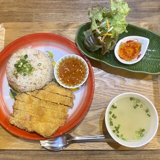 マムアンカフェ_0