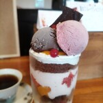 クリクリ - 夏のフルーツショコラパフェ¥1100(〜2023.9.11)