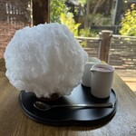 大蔵餅 - 生いちごミルクかき氷