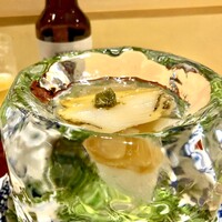 銀座 しのはら - 鮑と冷たい肝をのせた葛切り　夏です♫