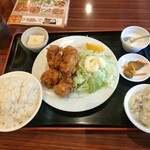 中華料理 興隆 - ランチから揚げ定食¥800