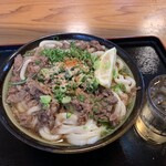 手打ちうどん つるや - 肉ぶっかけ冷大580円