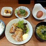 食処 やま利 - ごま鯛＆とりから定食