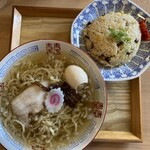 Hinode Seimen - ラーチャン 990円