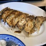 大衆食堂あまつ - 餃子パリパリです