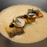 アマラントス - ランチコース 15950円 の鮎 ヴルーテ 焼き茄子