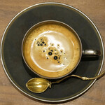 アマラントス - ランチコース 15950円 のコーヒー