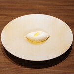 アマラントス - ランチコース 15950円 のミルクと塩のシャーベット