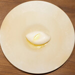 アマラントス - ランチコース 15950円 のミルクと塩のシャーベット