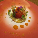 Derire - 前菜～カンパチと鰆とアオリイカの魚介タルタル トマトファルシ風  クスクスのサラダ パプリカのソース からすみのパウダー