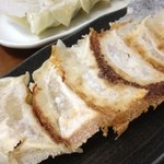 風泉 - 風泉焼き餃子＆青焼き餃子（ニンニクなし）