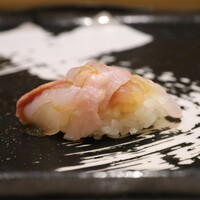 赤坂 鮨葵 - 天然のひらめ
