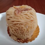 アントルメ菓樹 - 絹糸しぼりモンブラン　980円