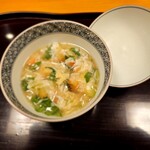 一直 - 丸茄子の素揚げ　かに、湯葉、三つ葉あんかけ