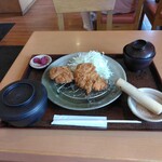 Teuchi Tonkatsu Katsuya - ヒレとチキンカツ定食