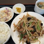 西安刀削麺 - ニラレバ (韭菜猪肝)定食