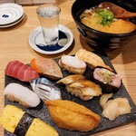 Sushi Sake Sakana Sugi Tama - うどん寿司セット