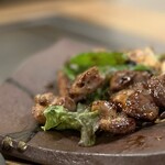 鉄板焼 もんじゃ焼 ひいろ - 砂ずりのガーリック炒め (*´ч`*) ｳﾝﾏッ！