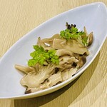 Marinated 3 types of mushrooms