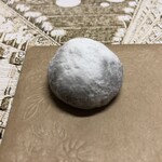 洋食喫茶かんぱーにゃ - チョコとナッツのスノーボール