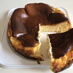 洋食喫茶かんぱーにゃ - バスクチーズケーキ