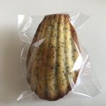 洋食喫茶かんぱーにゃ - マドレーヌ(紅茶)