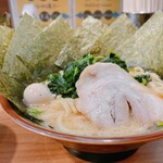 Yokohama Ie Kei Ramen Ittouya - 