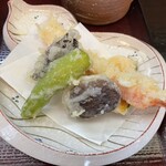 百壱 楠 - カラッと揚がった天ぷら