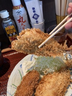 Tsukiji Shokudou Genchan - 鰺フライは半身で揚げてます