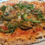 MOKICHI FOODSGARDEN - 太刀魚と夏野菜のピザ